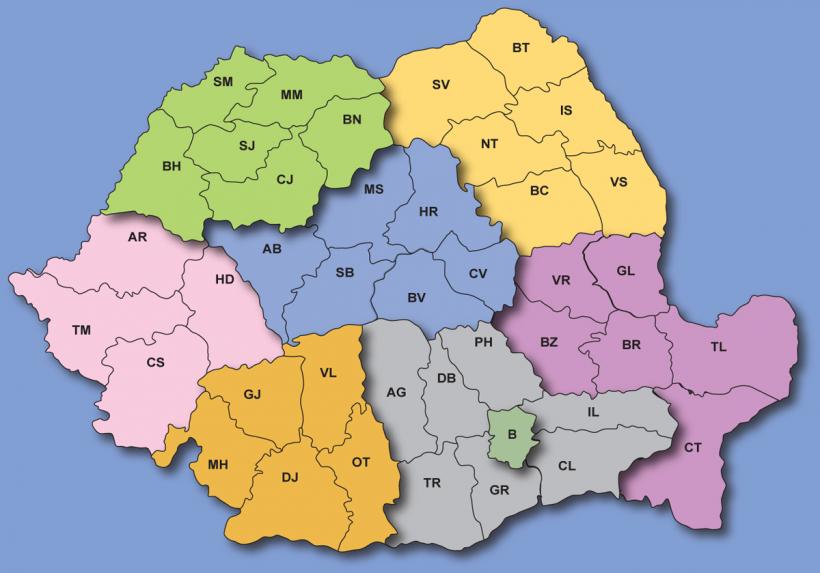 Crin Antonescu, despre regionalizare: Riscurile unui federalism tacit există. Să nu ne pomenim cu opt preşedinţi de mini-republici