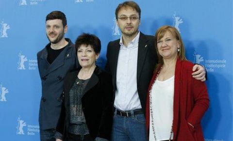 &quot;Poziţia copilului&quot;, filmul regizorului român Călin Peter Netzer, a câştigat trofeul URSUL DE AUR pentru cel mai bun film! (VIDEO)