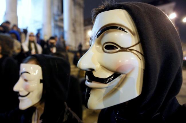 Contul de Twitter al grupării de hackeri Anonymous a fost spart. Cine este responsabil de acest atac