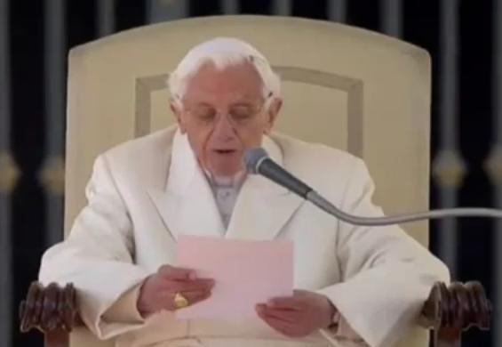 Benedict al XVI-lea, mesaj pe Twitter după ultimul său act public la Vatican