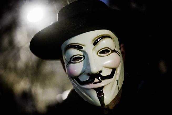Anonymous acuză Bank of America de spionaj şi colectare de date personale private