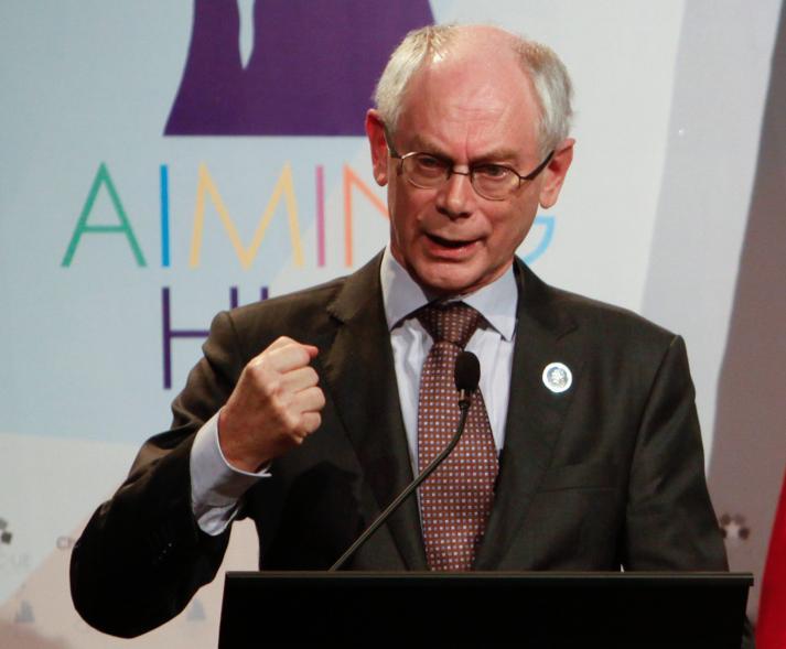 Rompuy AVERTIZEAZĂ: Londra va avea de plătit &quot;un preţ&quot; dacă iese din Uniunea Europeană!