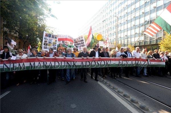 Serviciile secrete au anulat mitingul anti-Ponta de la Budapesta!