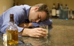 Vesti bune pentru alcoolici. Tratament ce reduce cu aproape 60% consumul de alcool, aprobat de Agenţia Europeana pentru Medicamente