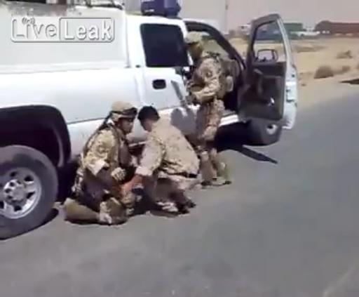 Soldatii irakineni urmeaza exemplul armatei americane (VIDEO)