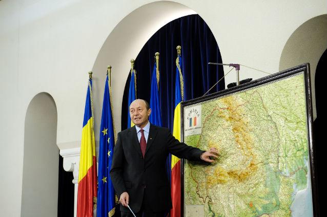Băsescu: Orice revizuire a Constituţiei care nu porneşte de la referendumul din 2009 este eronată şi nedemocratică
