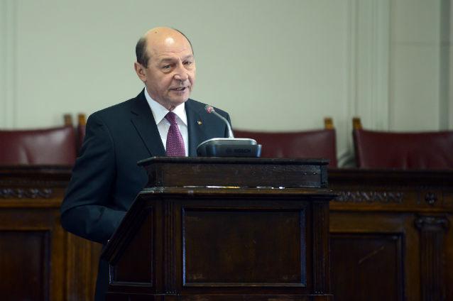 Băsescu trimite Parlamentului spre reexaminare o lege declarată deja neconstituţională