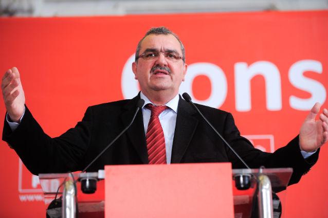 Miron Mitrea: Vă garantez că Adrian Năstase nu se va retrage din viaţa politică