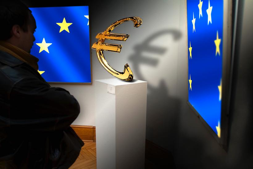 Cipru, la un pas de a ieşi din zona euro. Ministerul Afacerilor Externe avertizează românii care merg in insulă să aibă suficienţi bani la ei