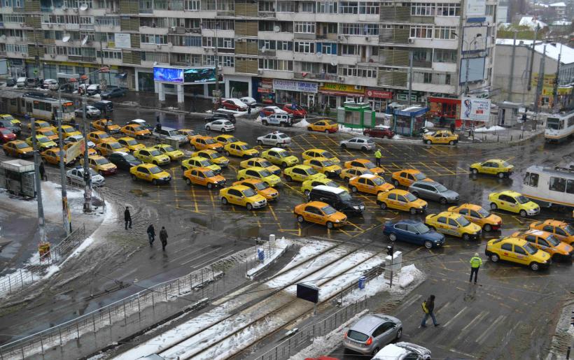 Sute de taximetre l-au condus pe ultimul drum pe Alexandru Nedelescu, patronul &quot;Speed Taxi&quot;