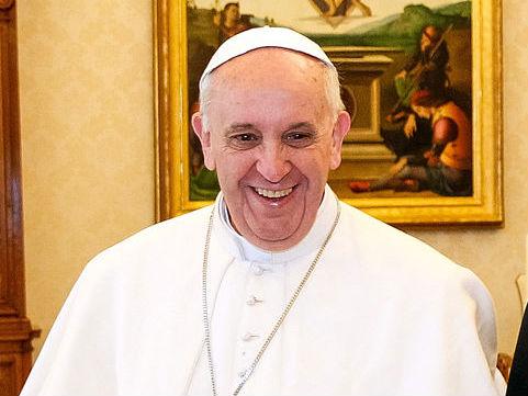 Papa Francisc va locui într-un apartament cu două camere şi va mânca la cantină