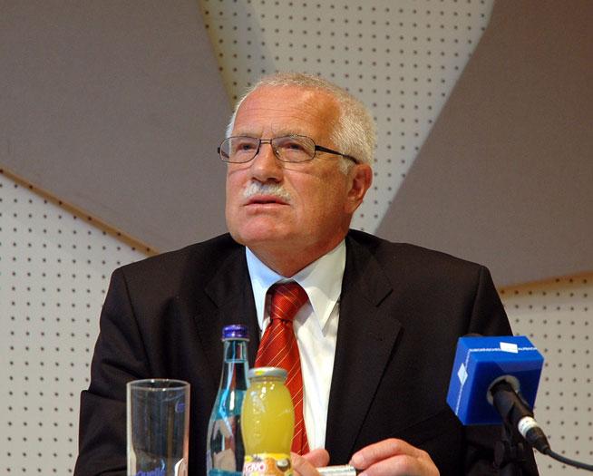 Fostul preşedinte ceh a scăpat de acuzaţia de înaltă trădare