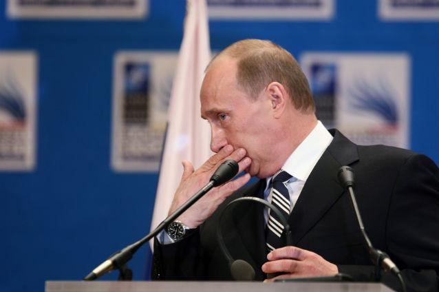 Putin promite reintroducerea titlului de &quot;Erou al Muncii Socialiste&quot; în Rusia