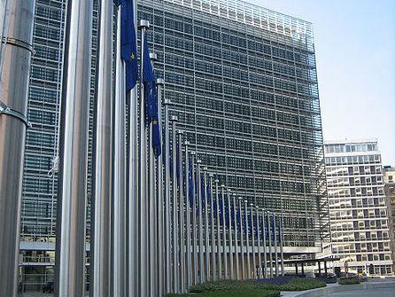 Comisia Europeană a luat notă de propunerile făcute pentru parchet şi DNA şi subliniază importanţa independenţei celor numiţi