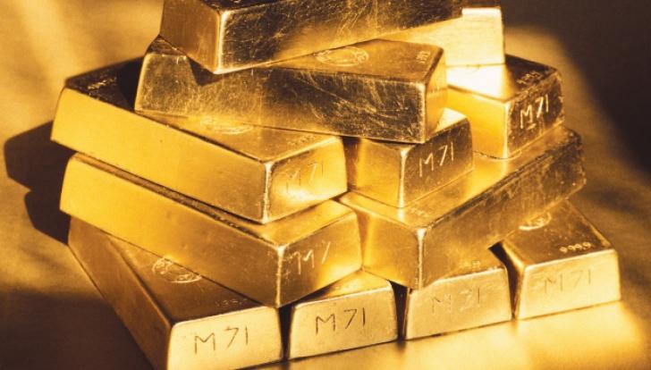 Preţul aurului, la cel mai scăzut preţ din ultimii doi ani. Metalul preţios a ajuns la 146 de lei pe gram