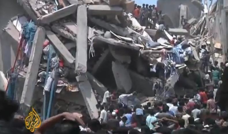 Bangladesh: Salvatorii continuă să scoată la suprafaţă supravieţuitori, la 4 zile după ce o clădire cu opt etaje s-a prăbuşit (VIDEO)