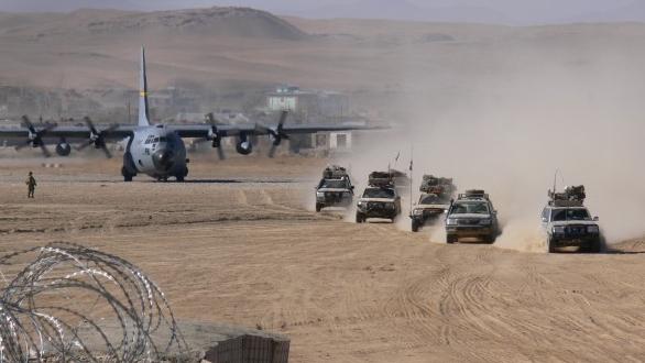 Patru militari NATO au murit în condiţii suspecte, în urma prăbuşirii unui avion în sudul Afganistanului