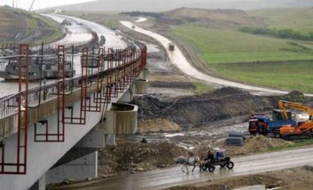 Magistralele de metrou M4 şi M5 şi tronsonul de autostradă Sebeş - Turda vor fi finanţate din fonduri structurale