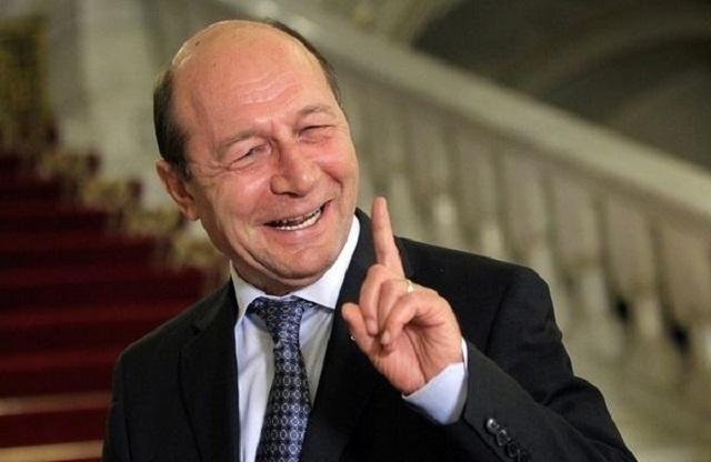 Cu ocazia Zilei Mondiale a Libertăţii Presei, preşedintele Traian Băsescu trimite jurnaliştilor un mesaj despre tărie