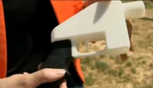 Armă de foc perfect funcţională, scoasă la imprimantă 3D (VIDEO)