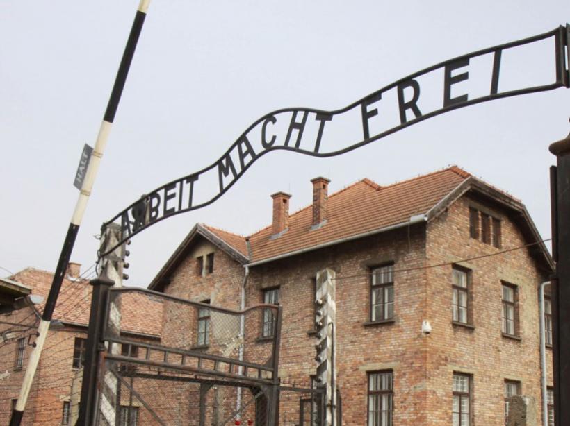 Un presupus fost gardian al lagărului de la Auschwitz a fost arestat în Germania