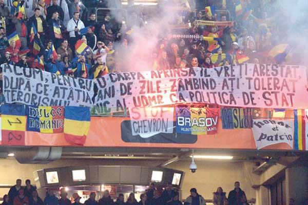 Federaţia Română de Fotbal, SANCŢIONATĂ de FIFA după reclamaţia UDMR 