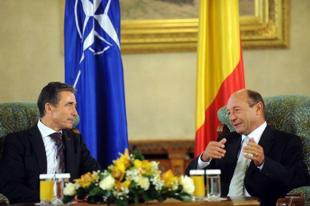 Traian Băsescu după întâlnirea cu Rasmussen: &quot;România nu a declanşat nicio procedură pentru funcţia de secretar general NATO&quot;