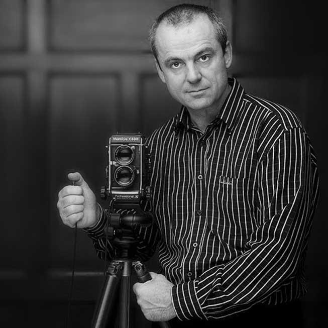 "Lumea este plină de frumuseţe, dar numai pentru cei care au ochi să o vadă!" 18453284