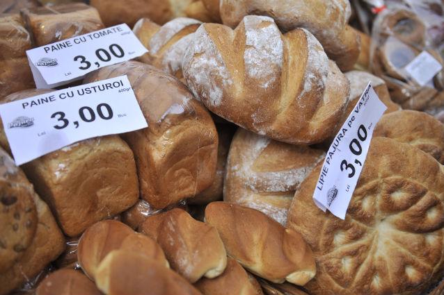 Cu cât s-ar putea ieftini pâinea în cazul scăderii TVA