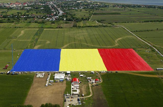 Se schimbă tricolorul României! Ce amendament a adoptat azi Comisia de revizuire a Constituţiei
