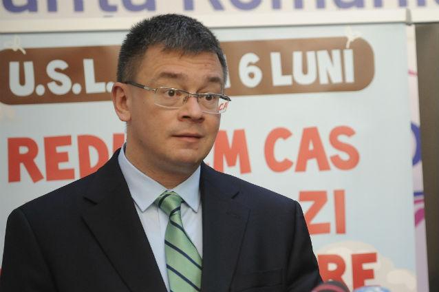 Mihai-Răzvan Ungureanu lansează un mesaj de unificare a dreptei politice din România