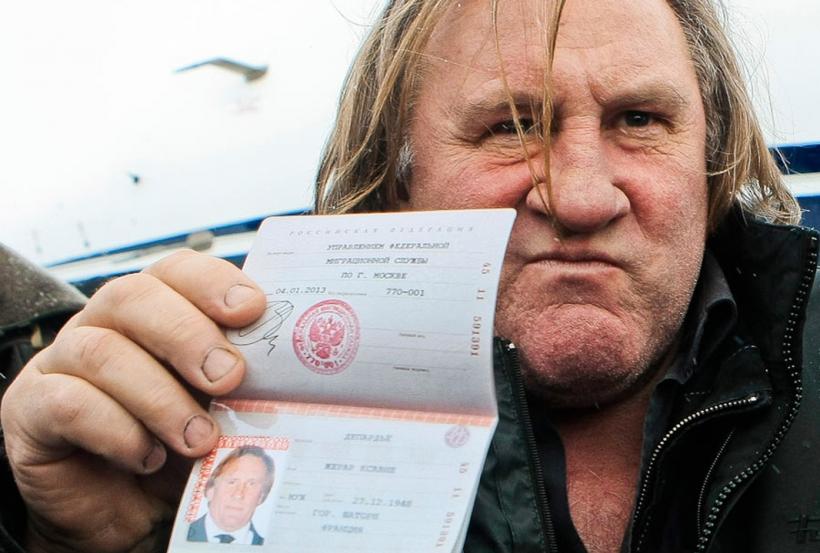 Depardieu va solicita un paşaport algerian. Va avea şapte!