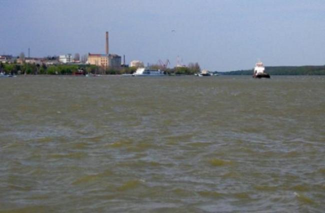 Nivelul Dunării la Tulcea se apropie de cota de atenţie