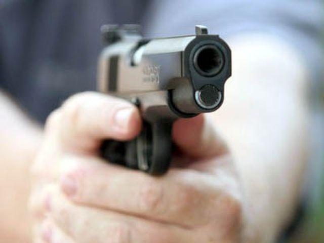 Bucureşti: O şoferiţă a fost AMENINŢATĂ cu pistolul în trafic 