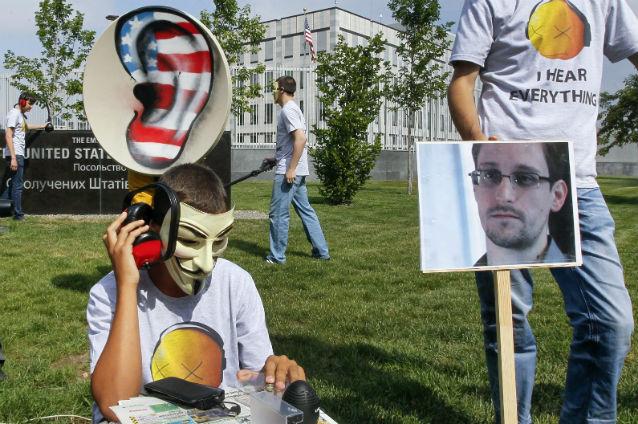 Uniunea Europeană, supravegheată de NSA. Ambasada UE de la Washington, plină de microfoane şi cu mail-urile citite