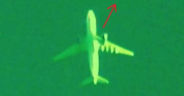 Momente şocante pentru pasagerii unui avion. Ce a filmat un bărbat în apropierea acestuia (VIDEO)