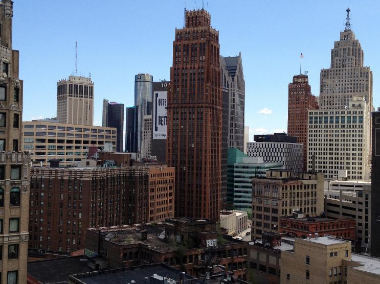 Cu o datorie de 18,5 miliarde de dolari, oraşul american Detroit s-a declarat în FALIMENT 
