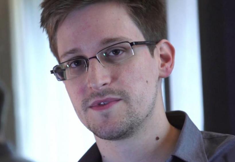 Snowden a primit azil temporar în Rusia. &quot;A plecat de pe aeroport către un loc secret, dar sigur&quot;