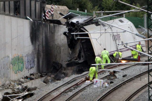 Accidentul feroviar din Spania: Mecanicul a primit trei avertismente pentru a reduce viteza. Declaraţia acestuia despre momentele dinaintea accidentului