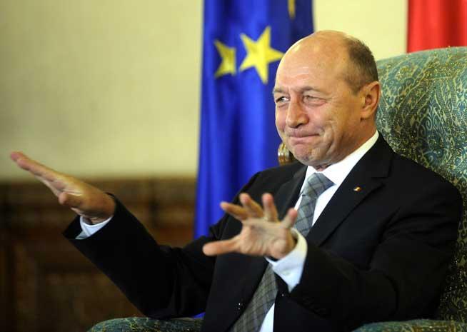 Traian Băsescu: &quot;Daca aş fi prim-ministru aş accelera procedurile la maxim. Mai bine se făceau presiuni pe câştigător să vină cu banii&quot;
