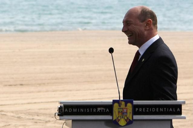 Băsescu a început cursurile la CERONAV pentru reconfirmarea brevetului de comandant de navă