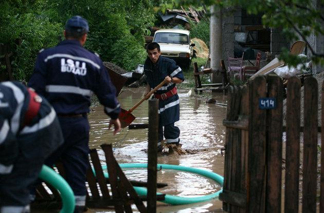 Preşedintele CJ Galaţi: Există riscul izbucnirii unor epidemii. Sursele de apă au fost distruse la inundaţii