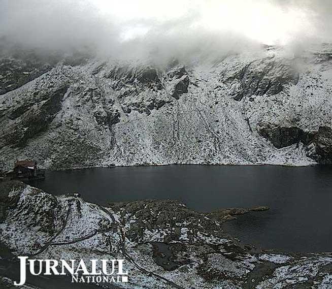 Prima ninsoare la munte, vezi imagini live de la Bâlea Lac!