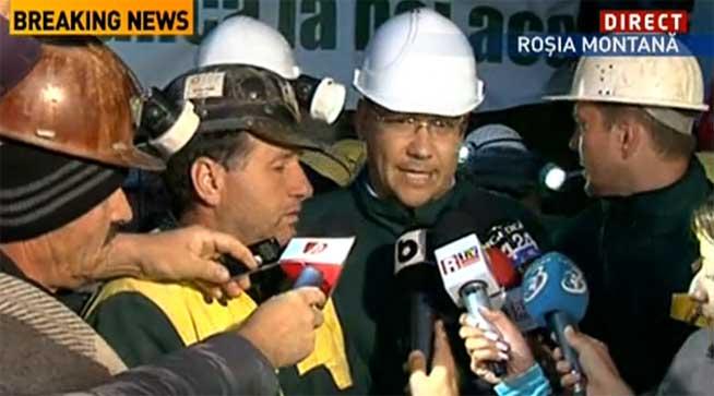 Minerii, convinşi de Ponta să întrerupă protestul în subteran