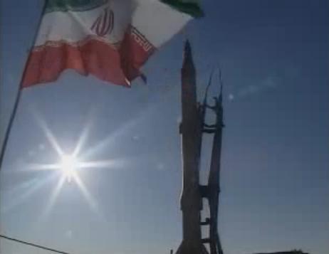 Paradă militară în Iran. Vedete, rachetele balistice tip Sejil şi Ghadr, cu acţiune la peste 2.000 de kilometri (VIDEO)