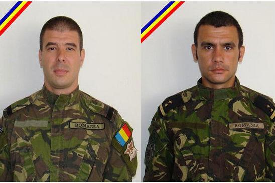 Cei doi militari români ucişi duminică în Afganistan, decoraţi post-mortem