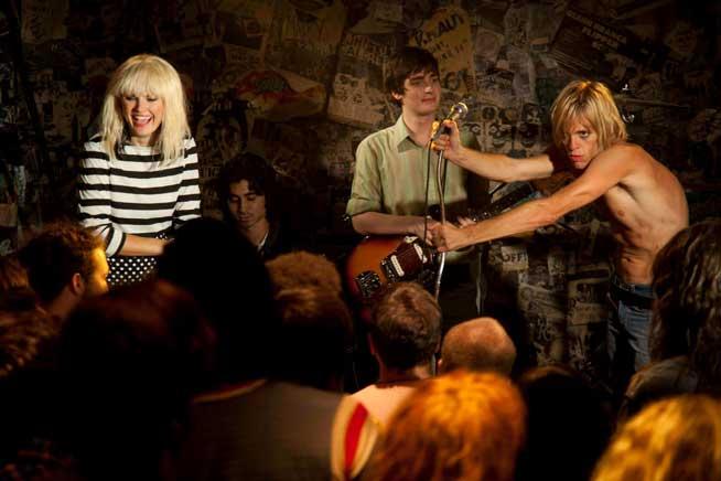 Filmul CBGB, povestea celui mai faimos club rock din lume, vineri, în club Underworld 18464097