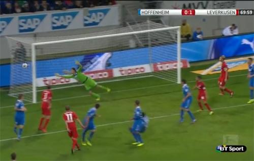 Gol-fantomă, validat la un meci din Bundesliga (VIDEO)