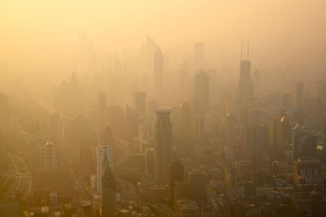 Shanghai își va închide școlile și fabricile când va înregistra niveluri înalte de poluare 
