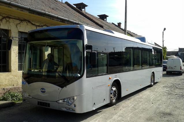 Autobuz electric, testat începând de azi în Timişoara